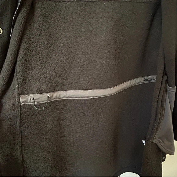 The North Face Women’s Small Black Hooded Jacket Recover Up, Lightweight - Picture 10 of 12